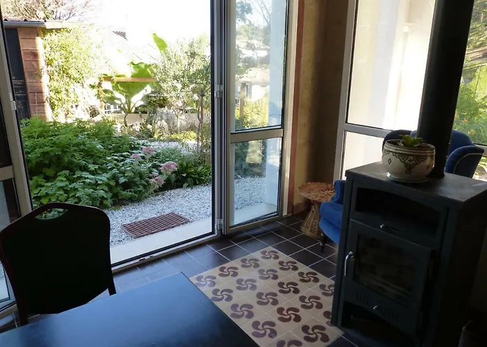 Dorre Pean לינה וארוחת בוקר