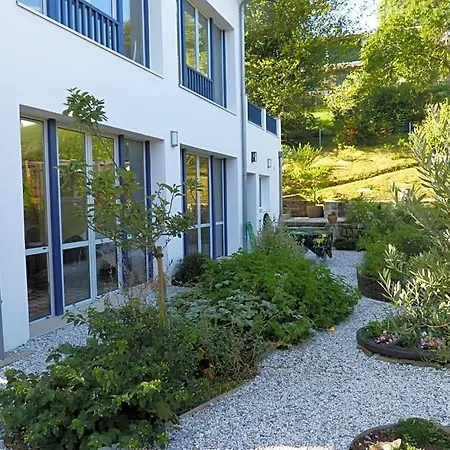 Dorre Pean Bed & Breakfast 4*